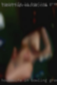 housewife in Bowling Green Kentucky full nude at home