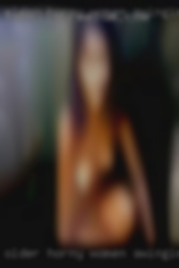 older horny women swinging clubs