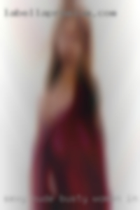 sexy nude busty women in Roselle IL in tight shirt sexy nude busty women in Roselle IL in tight shirt