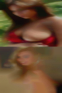 woman swinger Omaha swingers outdoor